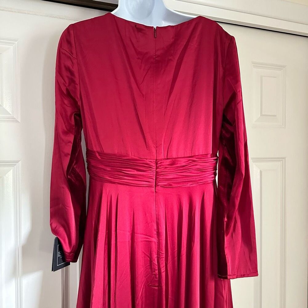 IEENA for Mac Duggal Long Sleeve Ruched Waist satin V-neck - Picture 10 of 11